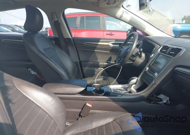 3FA6P0HD1FR188927: 42951004