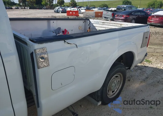 1FT7X2A62FEB88766: 42951529