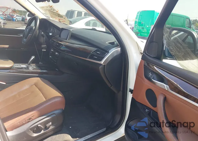 5UXKR0C58F0K67268: 42951701