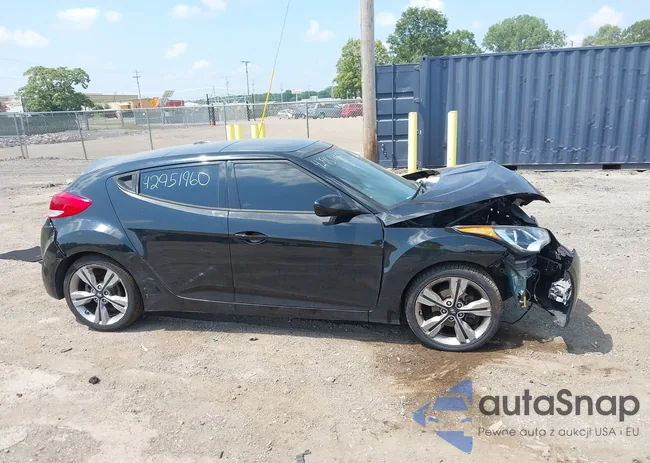 KMHTC6AD3GU300624: 42951960