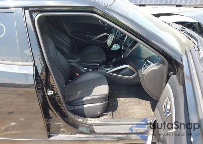 KMHTC6AD3GU300624: 42951960