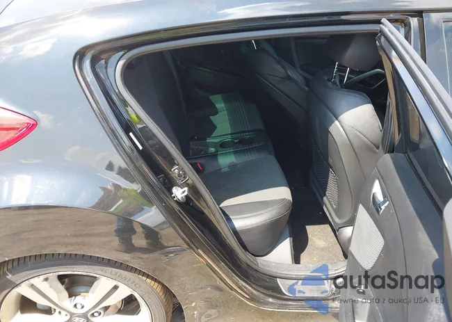 KMHTC6AD3GU300624: 42951960