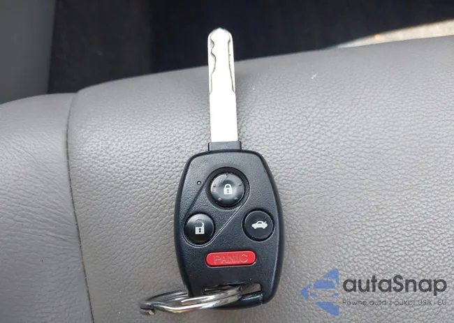 1HGCP3F88AA013342: 42951966