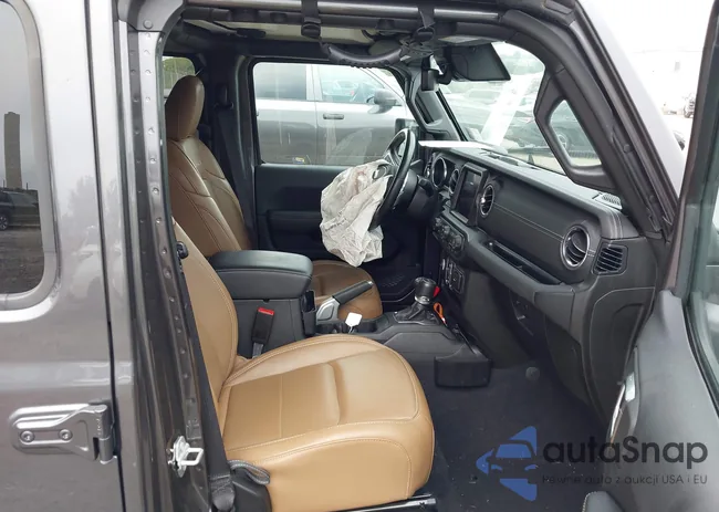 1C4JJXP6XNW186817: 42951113