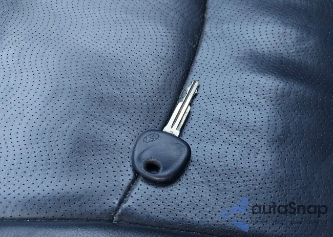 5NPDH4AE3DH196939: 42951232