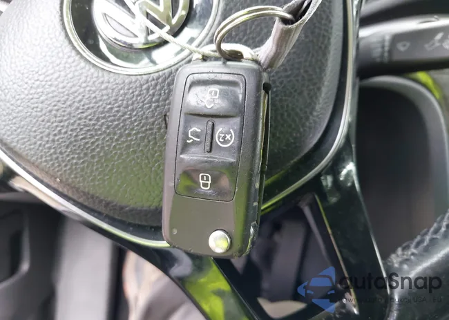 1VWGT7A34HC065593: 42951357