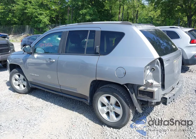 1C4NJCEA9GD747590: 42952526