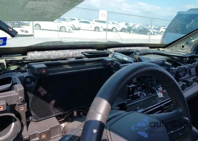 1GCPSBEKXP1207644: 42952544