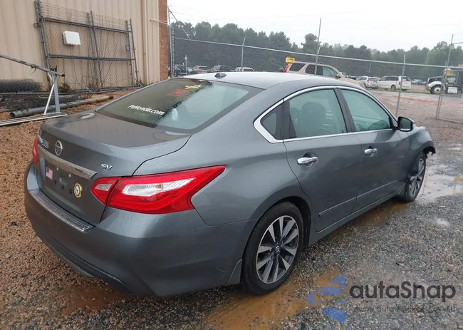 1N4AL3AP9GC158800: 42952795