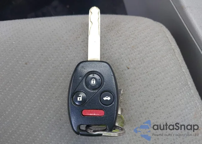 2HGFB2F58DH572665: 42952971