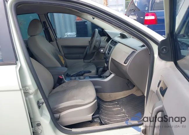 1FAHP3EN6BW174536: 42953018