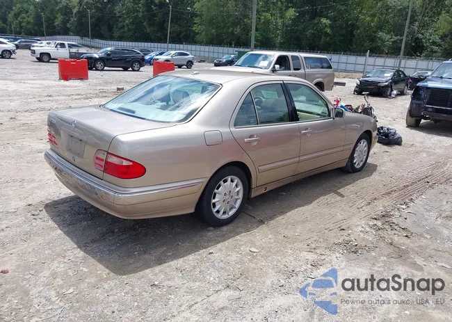 WDBJF65JOYB032596: 42953082