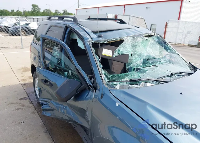 1FMCU9D75BKB71536: 42953083