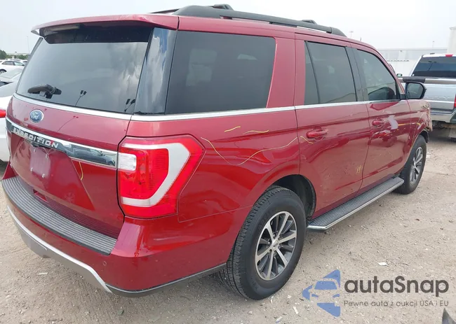 1FMJU1HTXJEA28028: 42952140