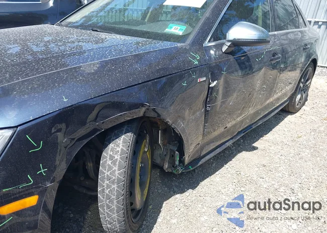 WAUENAF49HN066758: 42953531