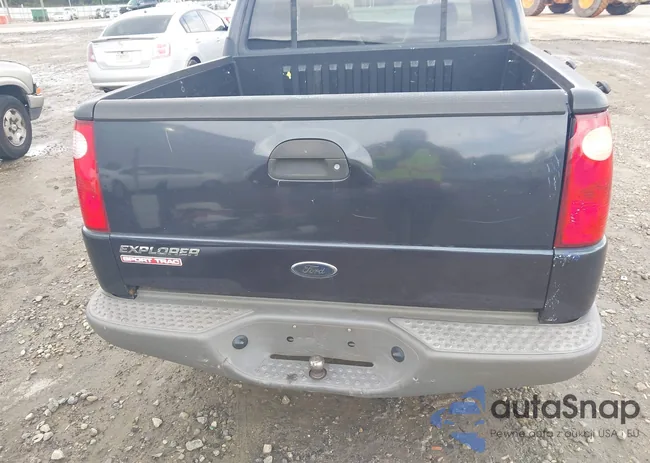 1FMZU77E02UB26033: 42953595