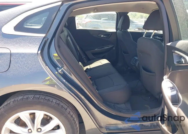 1G1ZD5ST3LF090304: 42953644