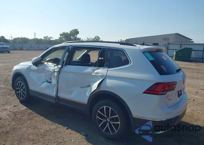 3VV2B7AX6MM050090: 42953665