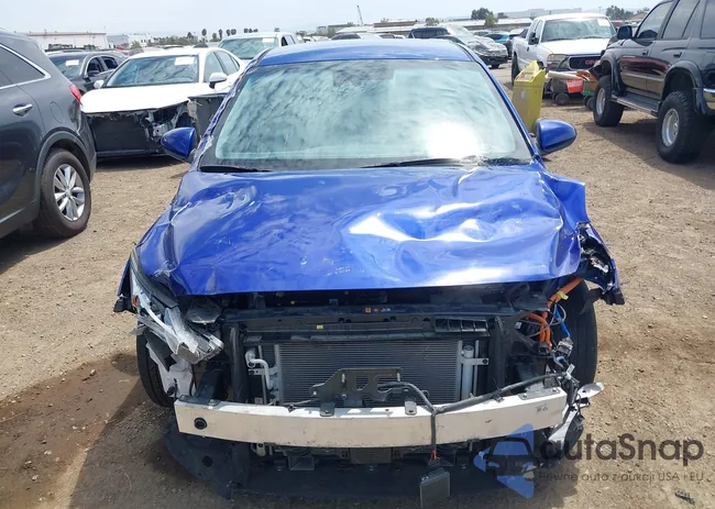 KMHC65LD7NU281460: 42954083