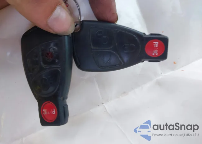 WDBJF82J72X070398: 42953450