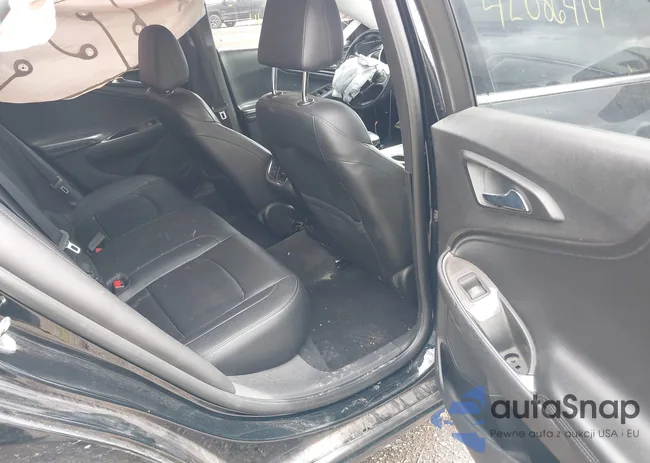 1G1ZE5ST3GF173105: 42954551