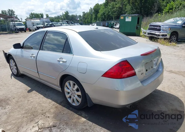 1HGCM66597A101924: 42954827