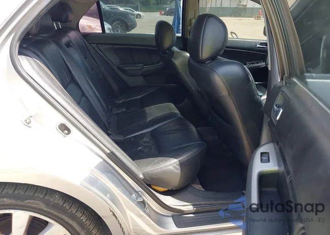 1HGCM66597A101924: 42954827