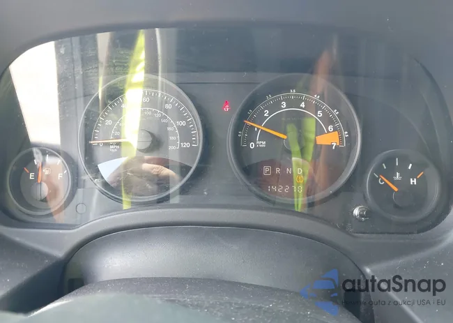 1C4NJDBB6ED841264: 42954879