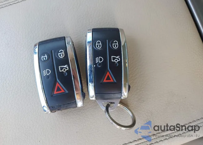 SAJWA0FA7AHR60556: 42954378