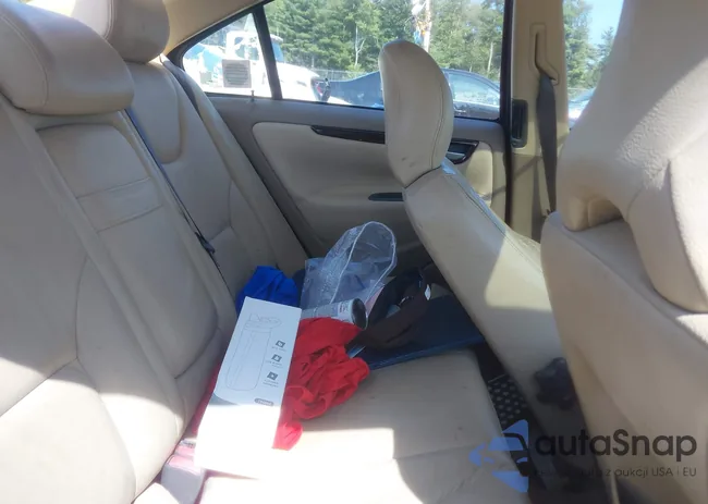 YV1RS61T632236720: 42955920