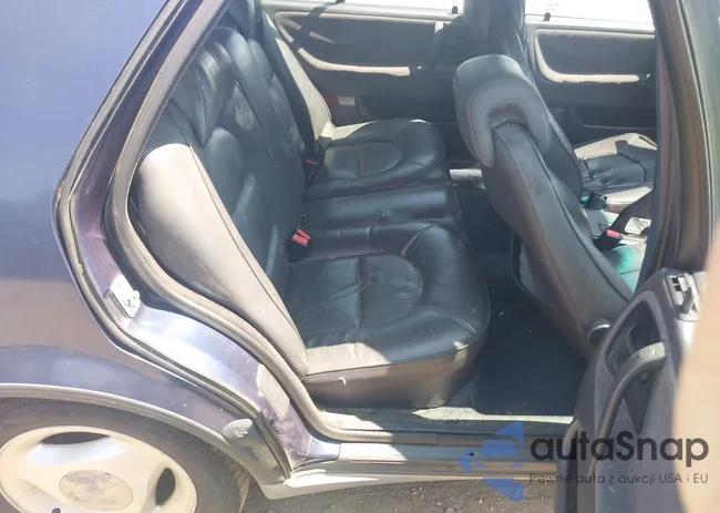 YS3CK65B9P1015758: 42955994