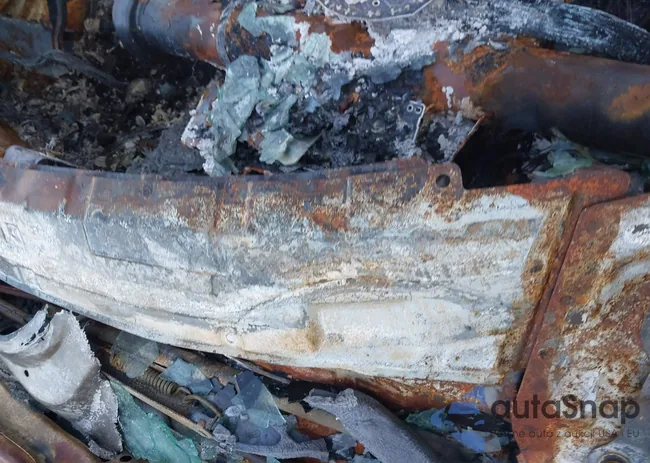 1HGCV2F93JA028727: 42955136