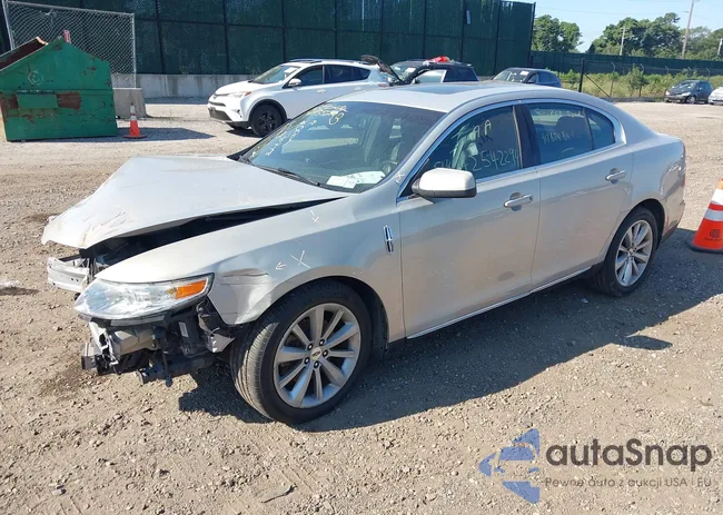 1LNHM94R49G618488: 42955293