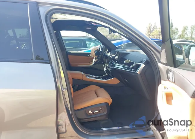 5UX43EU09S9Y31767: 42956577