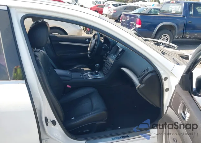 JN1CV6AP5FM502262: 42956610