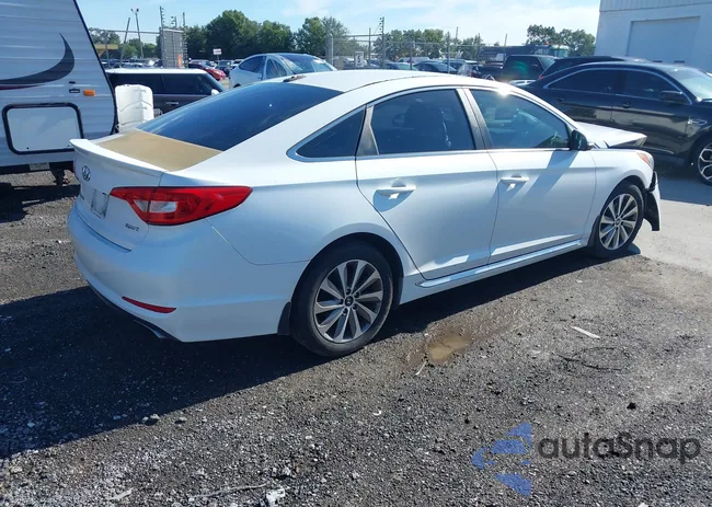 5NPE34AF7FH104617: 42956740