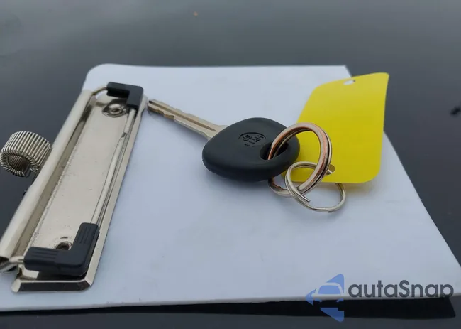 5NPD84LF3JH393613: 42956779