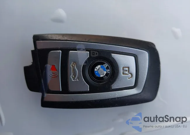 WBA8Z9C33HG826831: 42956114