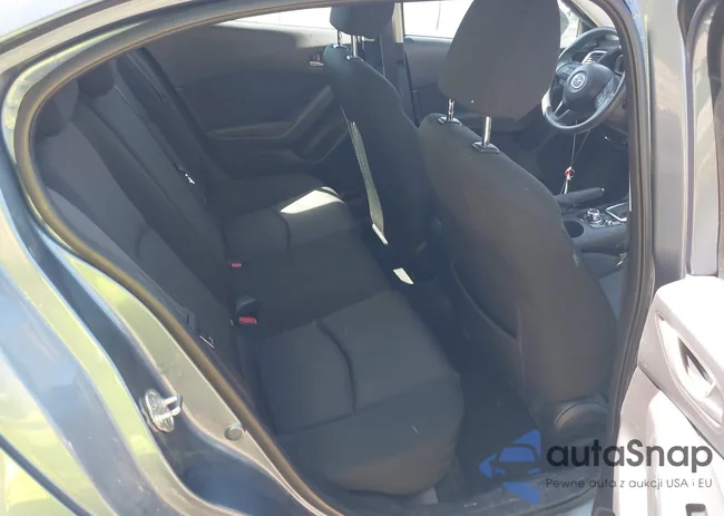 3MZBM1K74FM209256: 42956145