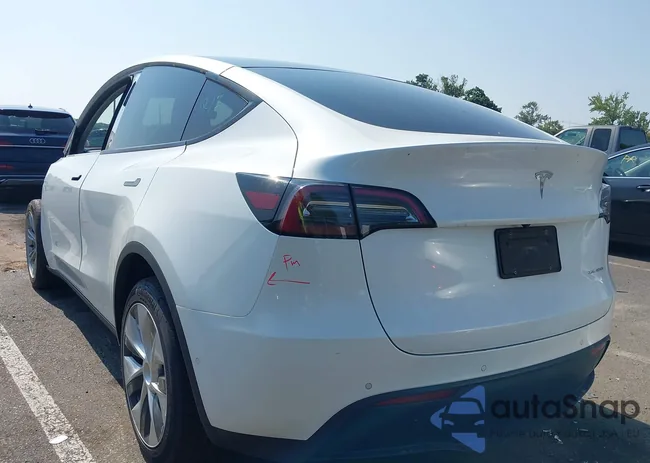 5YJYGDEE8LF044442: 42957437