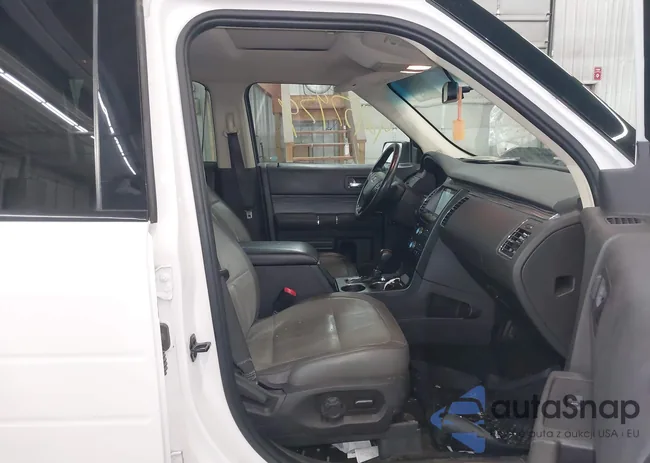 2FMHK6C80GBA19296: 42957479