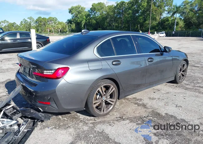 3MW5R1J05M8B68628: 42957497