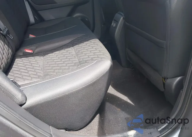 3N1CP5CV8ML499879: 42957544