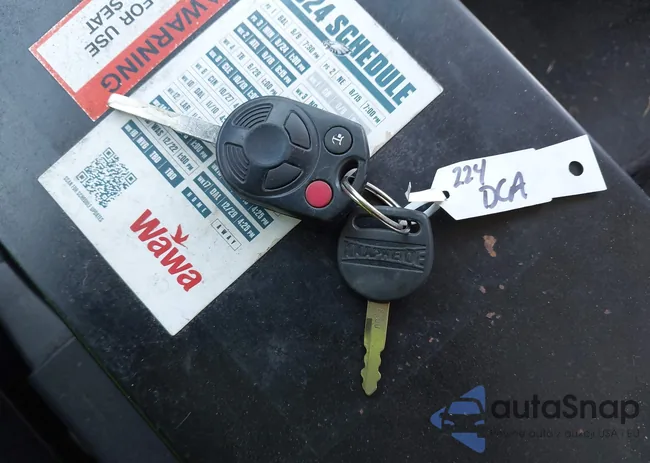 1FTYR1ZMXGKA03152: 42957623