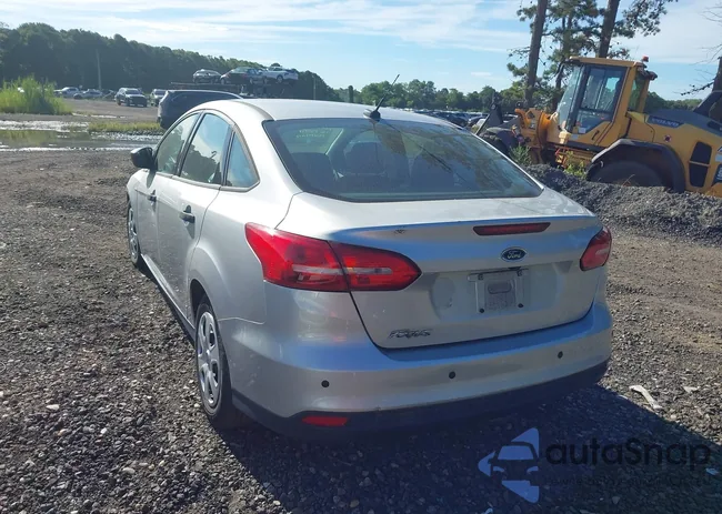 1FADP3E20GL352969: 42957645