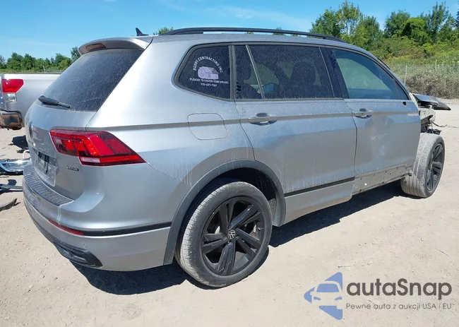 3VV8B7AX5PM124100: 42957706