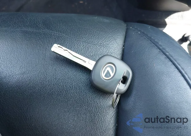 2T2HK31U58C066752: 42957871