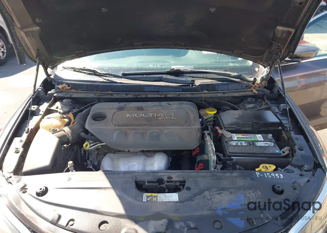 1C3CCCAB7FN577260: 42957180