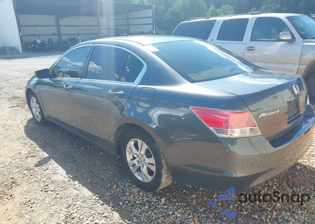 1HGCP26409A123322: 42957245