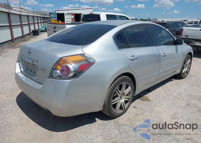 1N4AL2AP4CC229051: 42957348